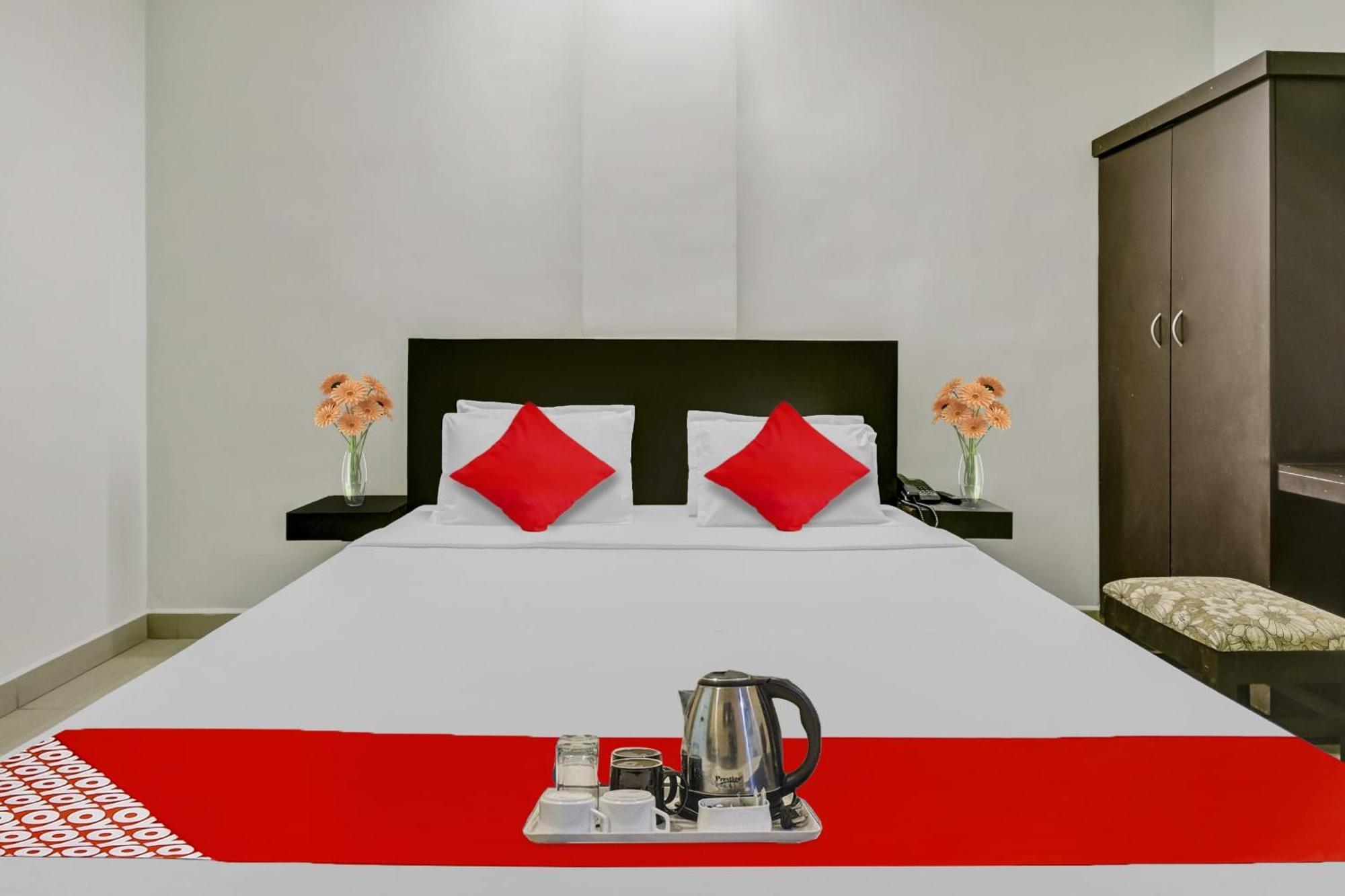 Hotel O Kalapurackal Residency Thekkady Dış mekan fotoğraf