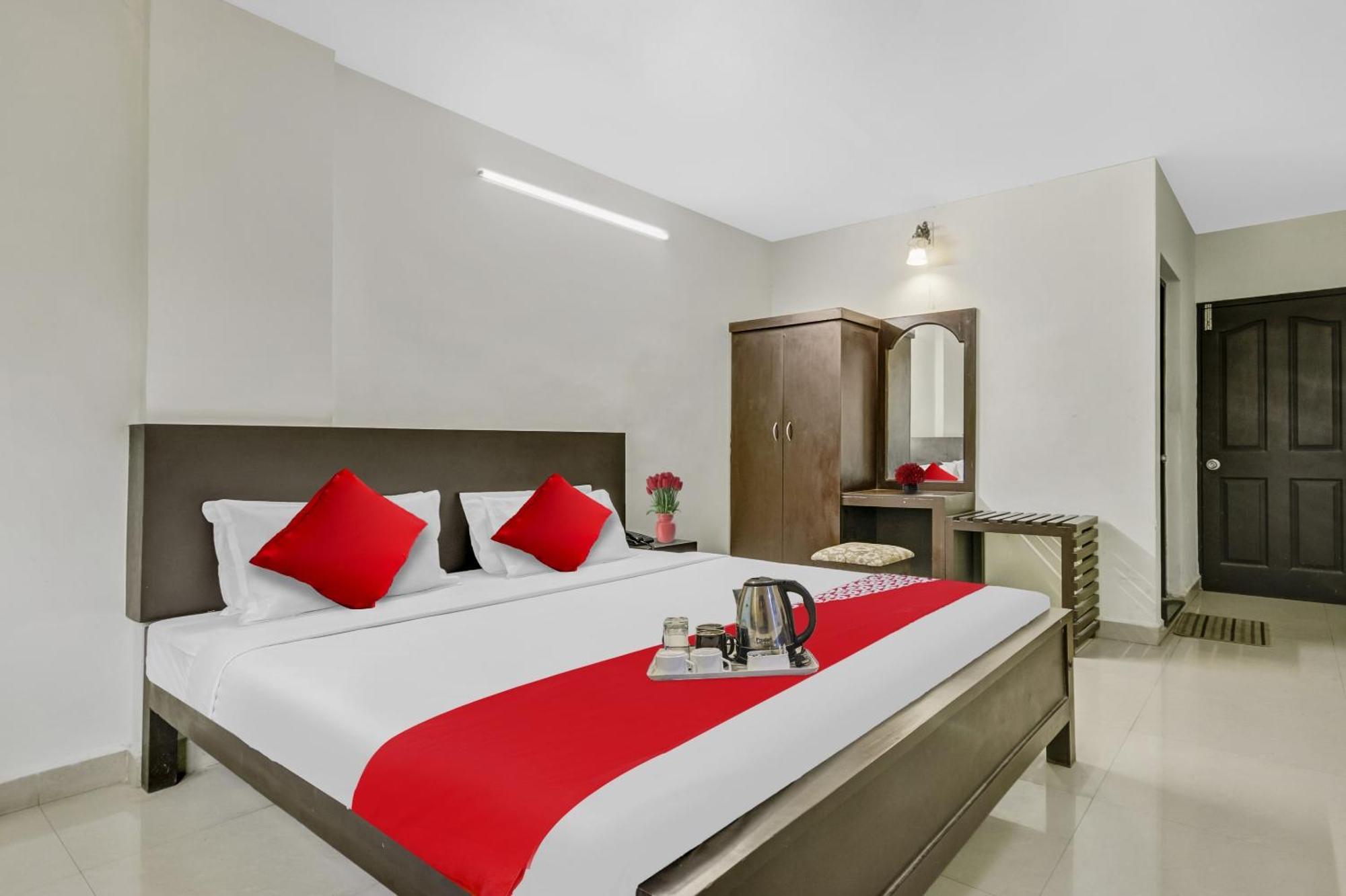 Hotel O Kalapurackal Residency Thekkady Dış mekan fotoğraf