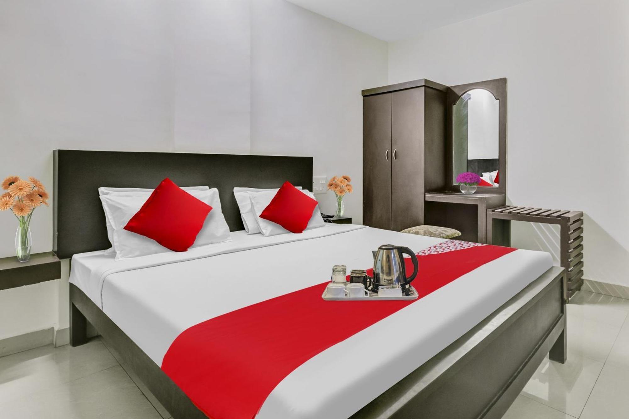 Hotel O Kalapurackal Residency Thekkady Dış mekan fotoğraf